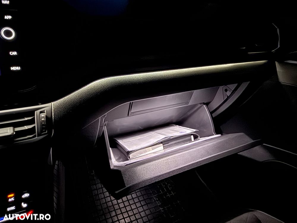 Volkswagen T-Cross 1.0 TSI DSG Style - 20