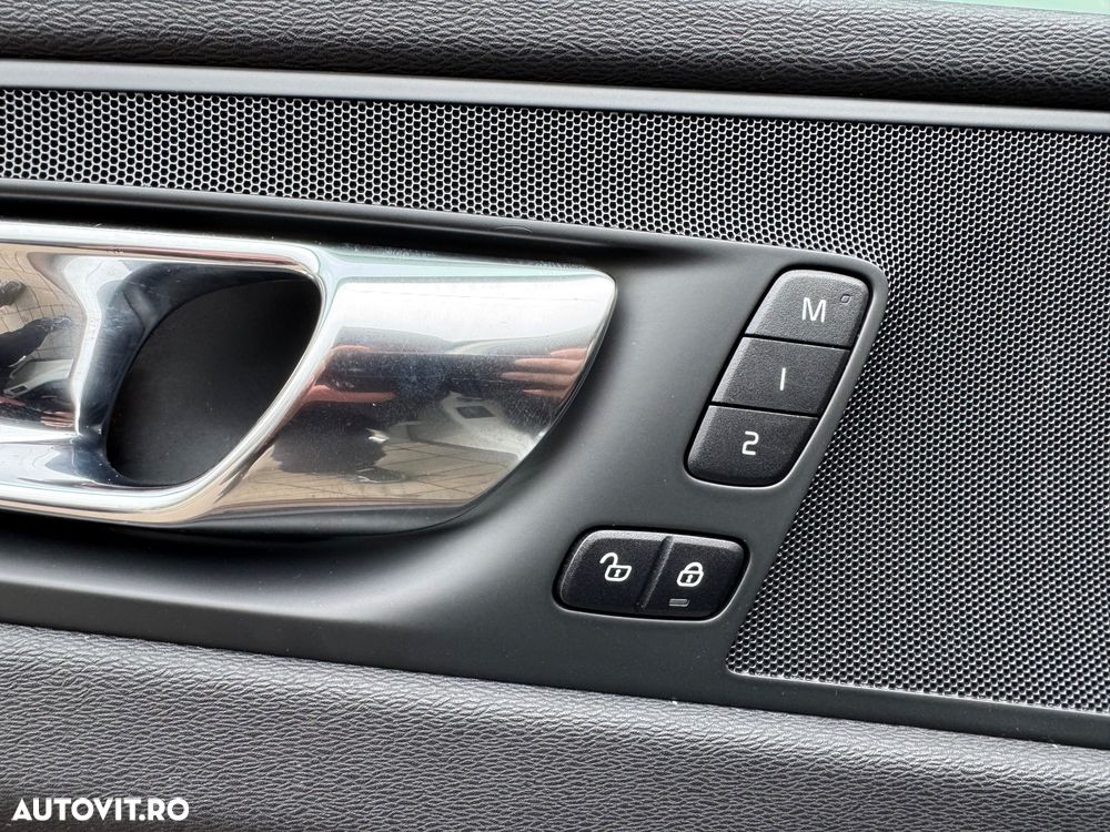 Volvo XC 60 B4 D Geartronic Inscription - 28