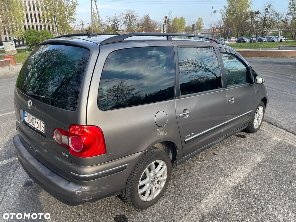 Volkswagen Sharan 1.9 TDI Comfortline Tiptr - 5