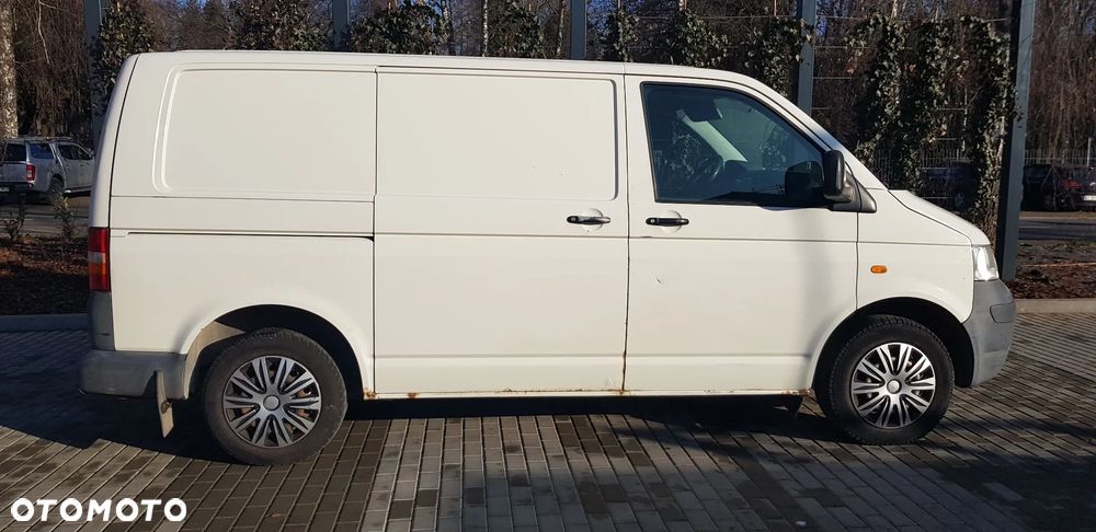 Volkswagen Transporter T5 - 5