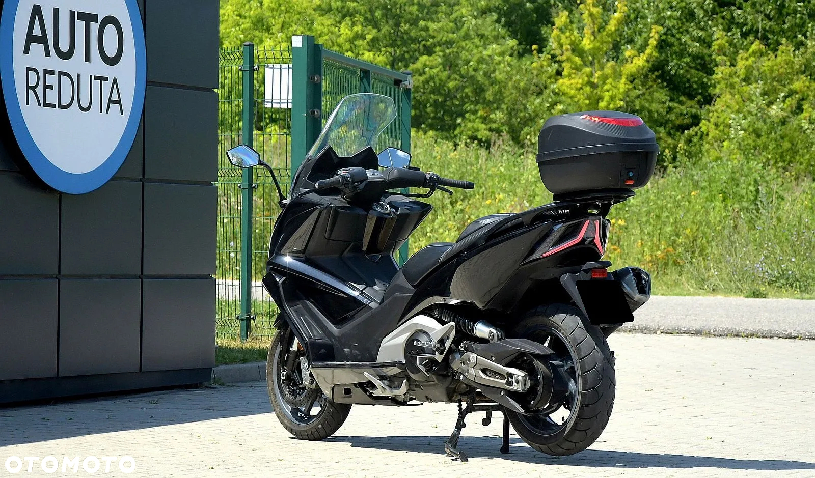 Kymco AK 550 - 8