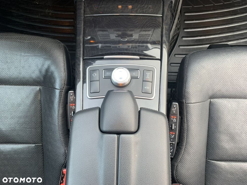 Mercedes-Benz Klasa E 350 CDI BlueEff Avantgarde - 29