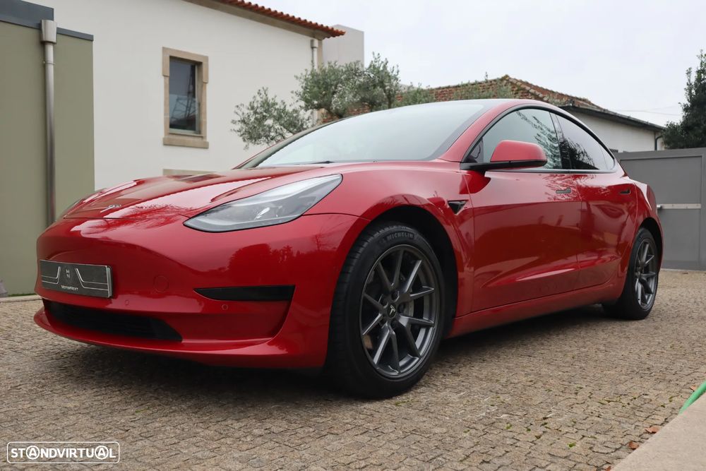 Tesla Model 3 Standard Range Plus RWD - 1