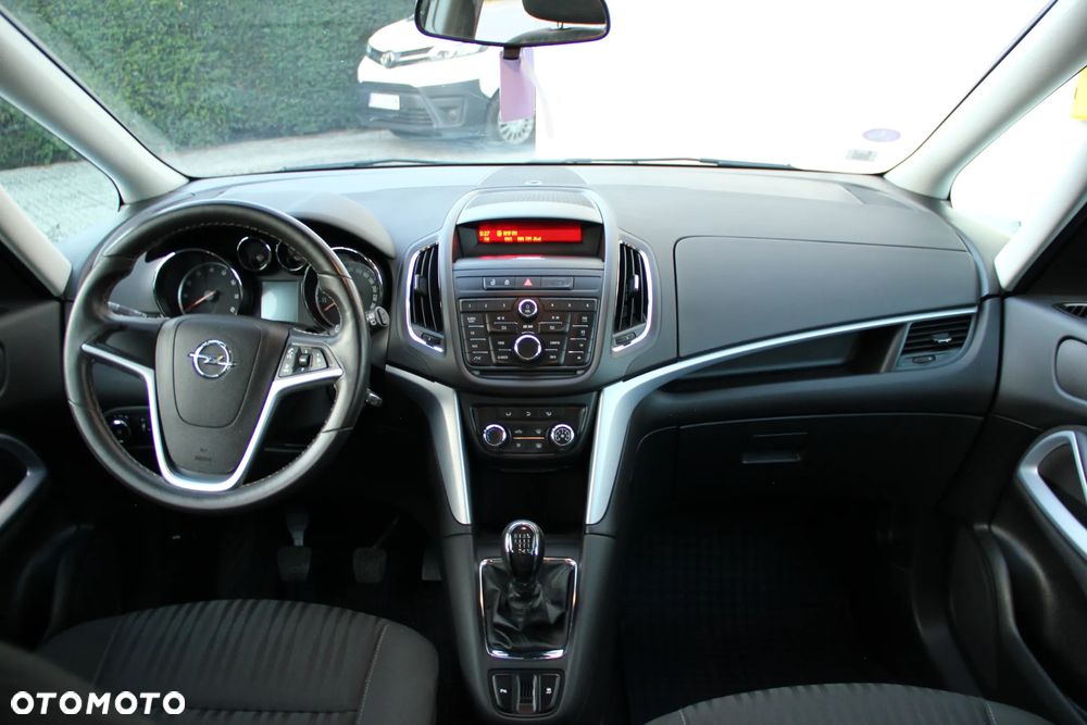 Opel Zafira Tourer 1.4 Turbo Edition - 12