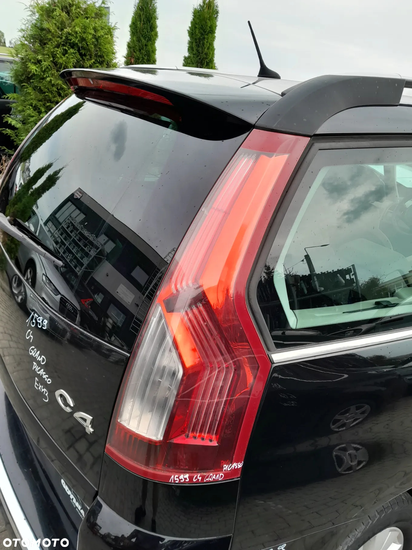 CITROEN C4 GRAND PICASSO LAMPA PRAWA TYLNA PRAWY TYŁ W BŁOTNIK - 2