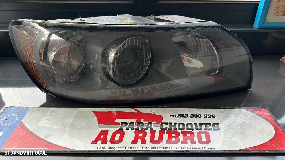 Farol drt volvo v50 - 1