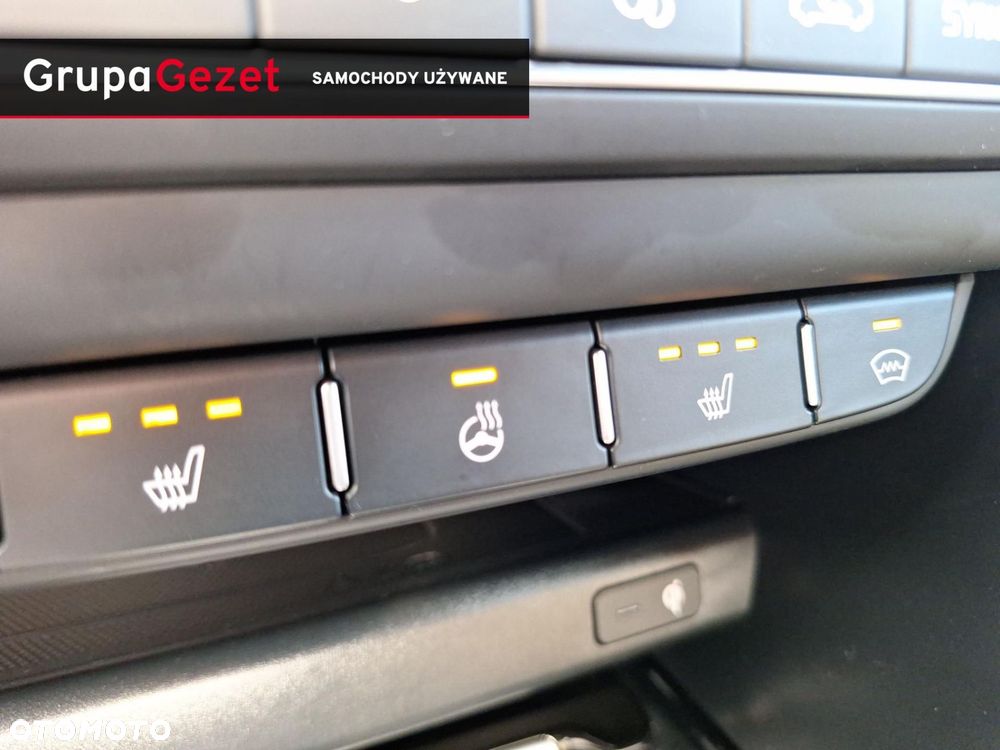 Kia XCeed - 31