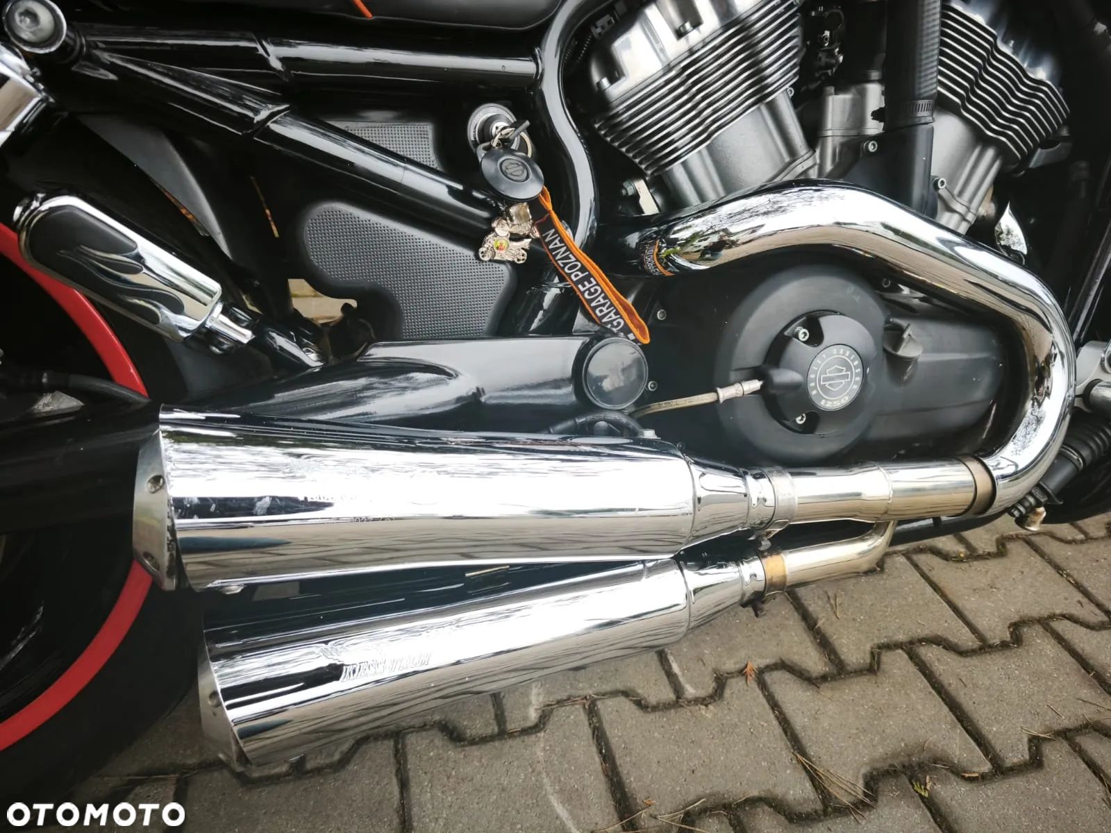 Harley-Davidson V-Rod Street Rod - 1