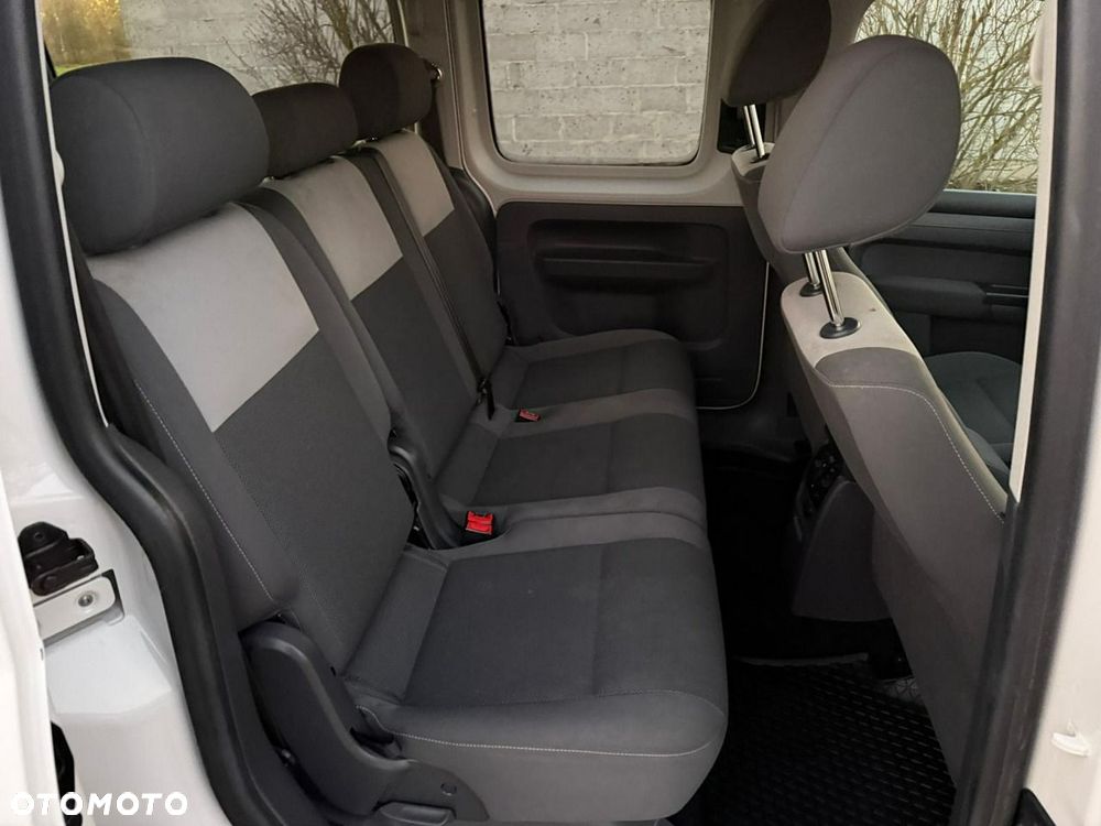 Volkswagen Caddy - 10