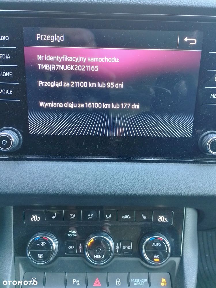 Skoda Karoq 1.5 TSI ACT 4x2 Ambition DSG - 28