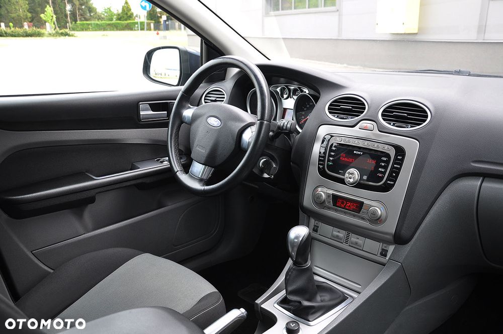 Ford Focus 1.8 FF Platinium X - 20