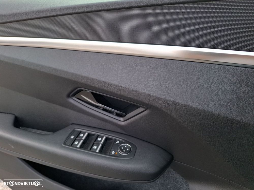 Renault Mégane E-Tech - 23