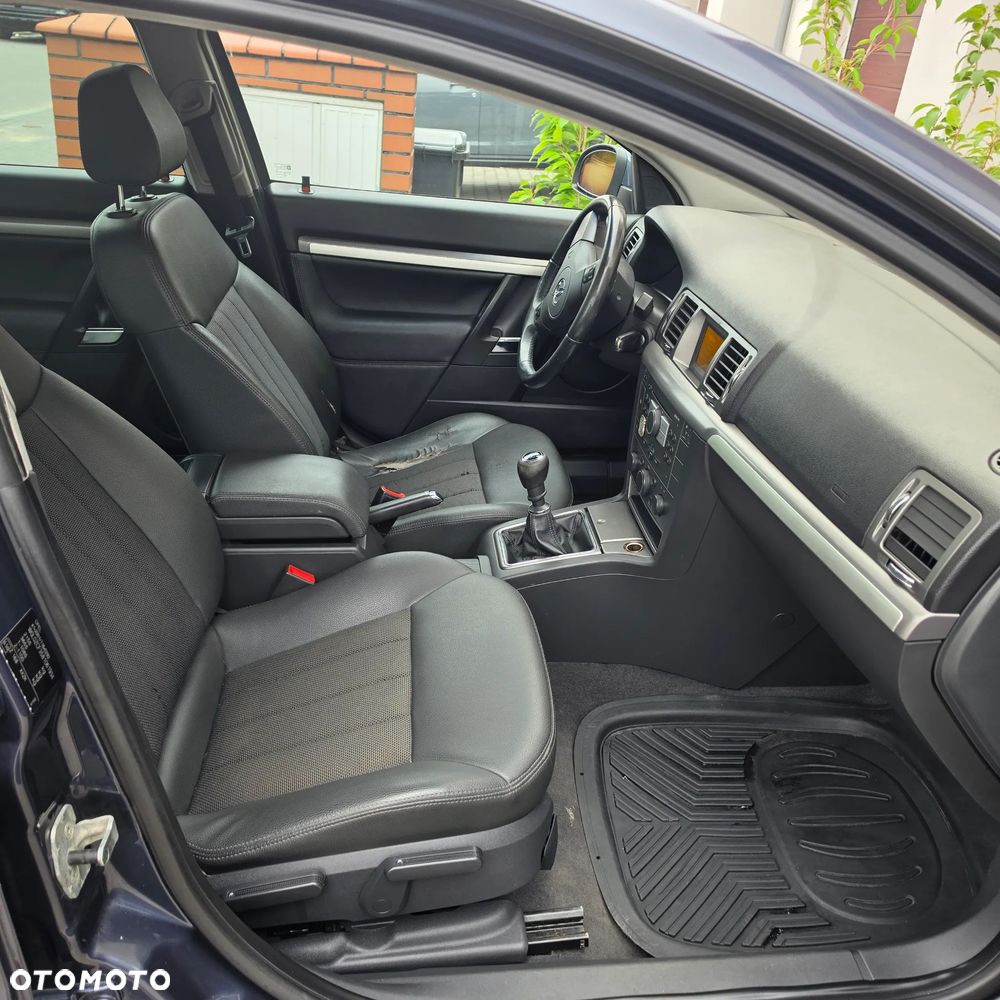 Opel Vectra 1.9 CDTI DPF Cosmo Plus - 17