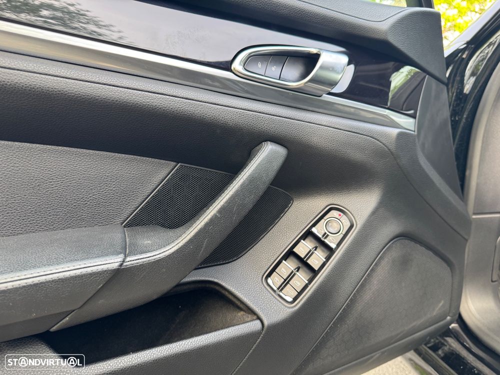 Porsche Panamera S E-Hybrid - 11