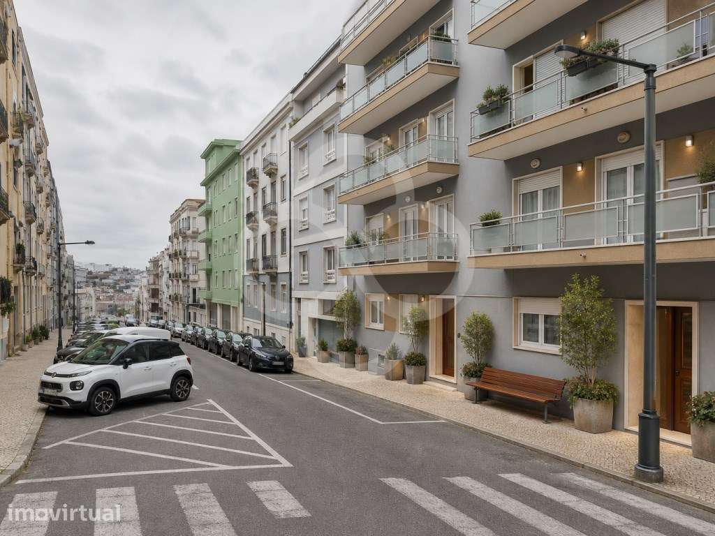 Predio na zona do marques de Pombal para remodelação em Lisboa - Grande imagem: 3/10