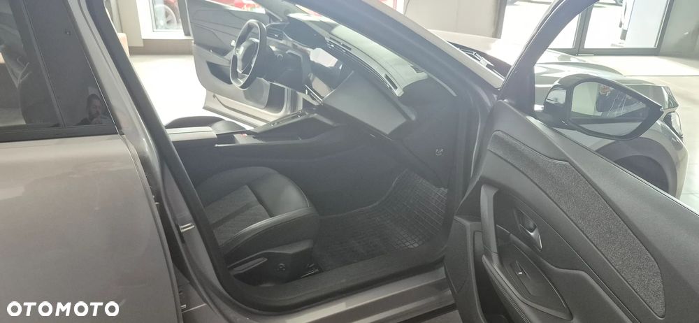 Peugeot 408 1.2 PureTech Allure Pack S&S EAT8 - 19