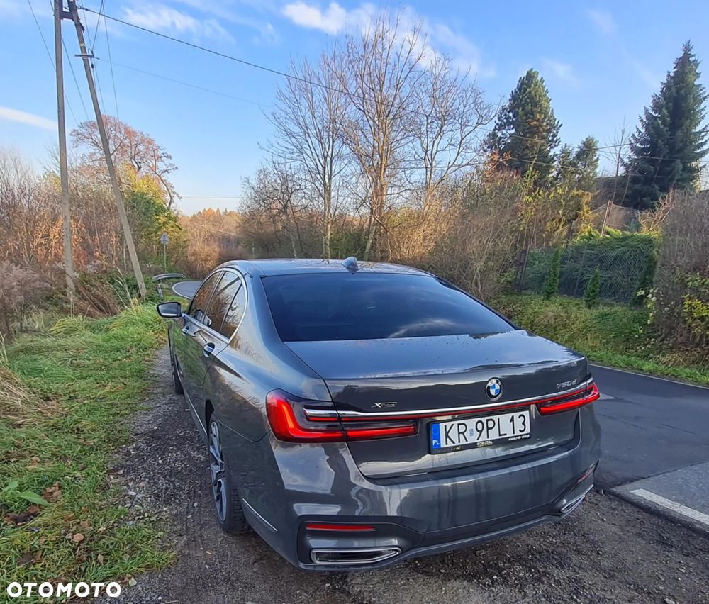 BMW Seria 7 750d xDrive - 14
