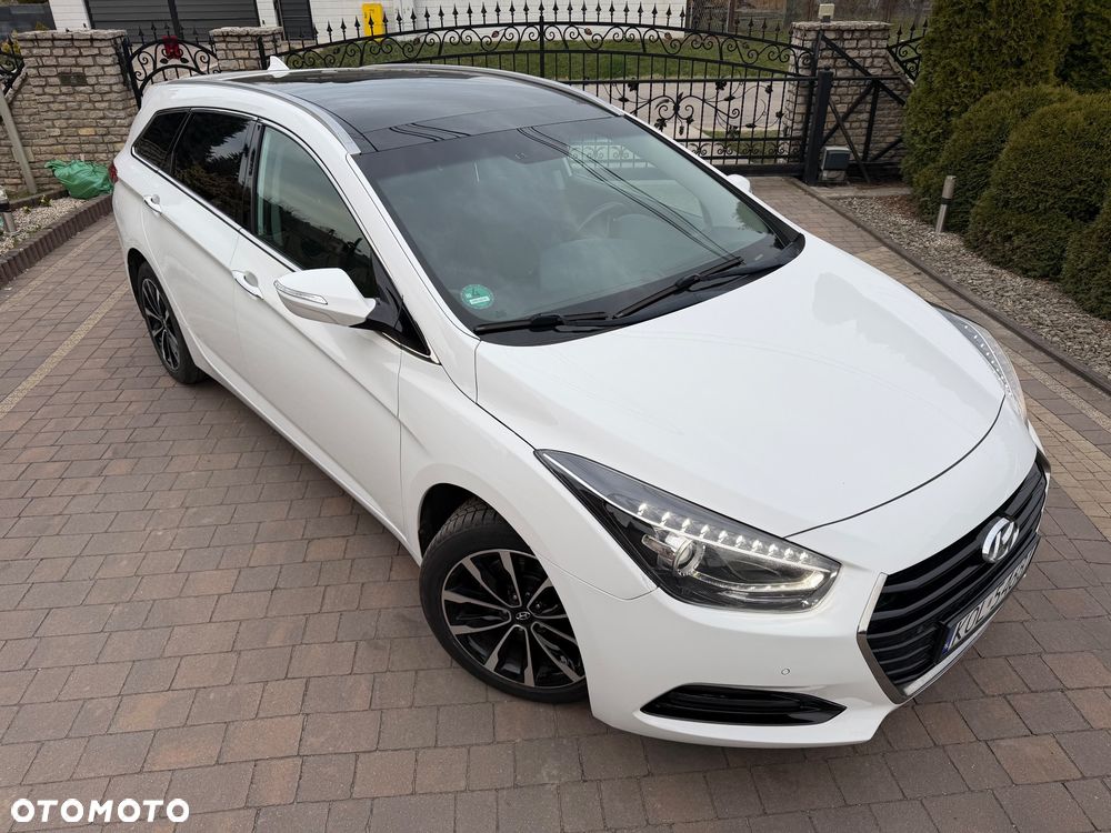 Hyundai i40 Kombi 1.7 CRDi DCT Premium - 1