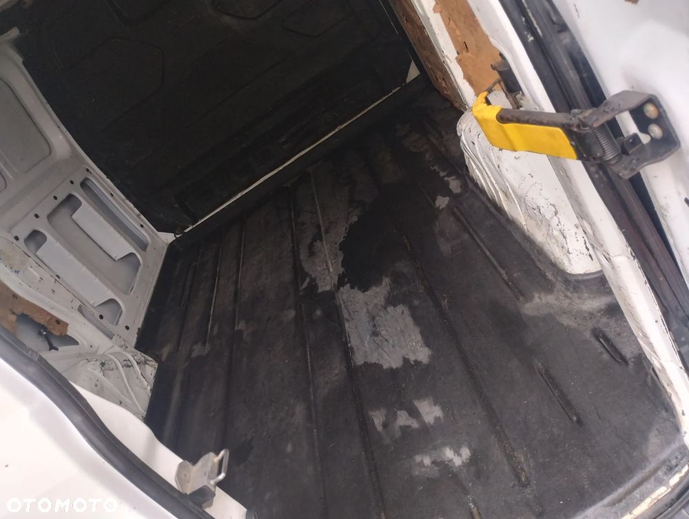 Ford TRANSIT CUSTOM - 5