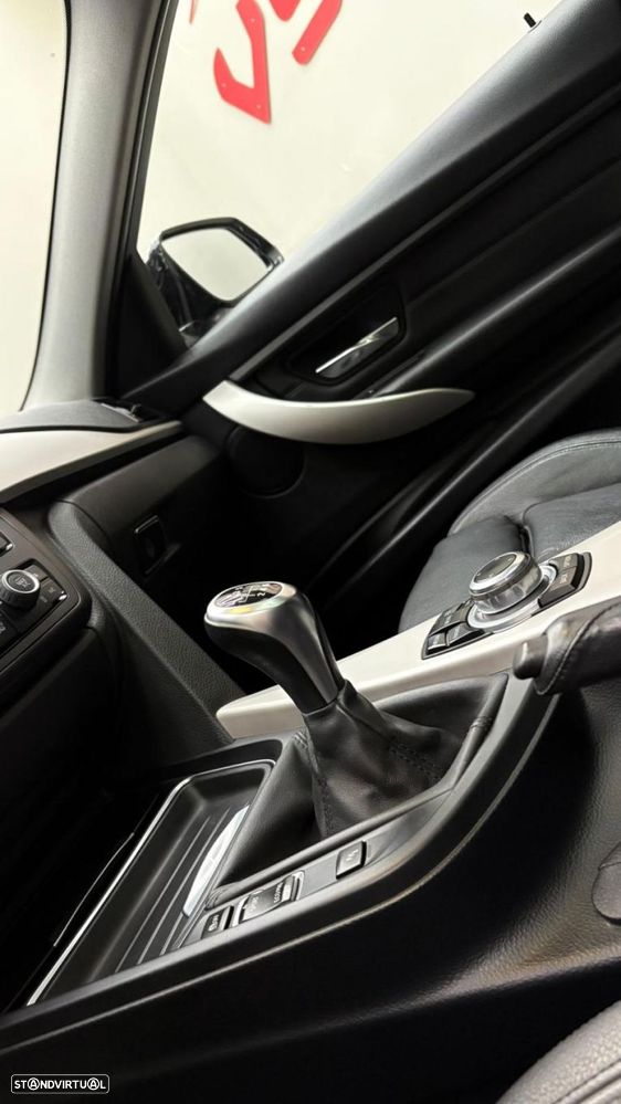 BMW 320 d xDrive Sport Line - 6