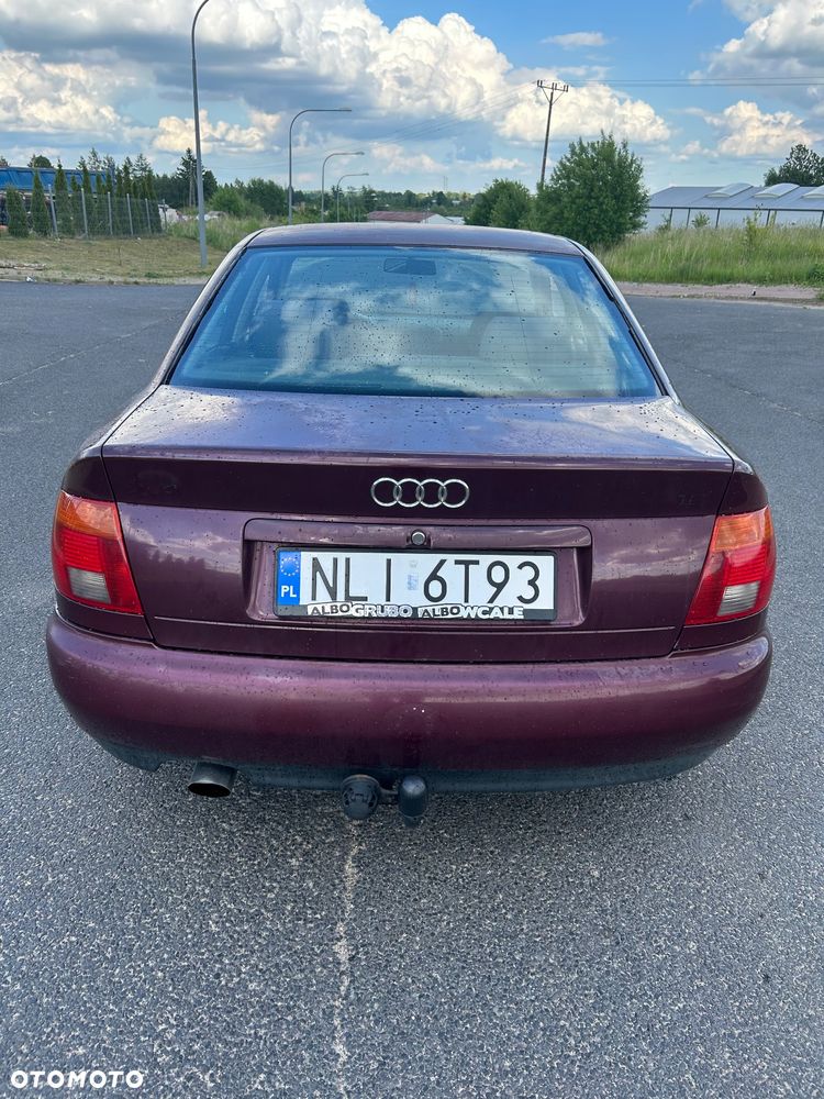 Audi A4 Limousine - 2