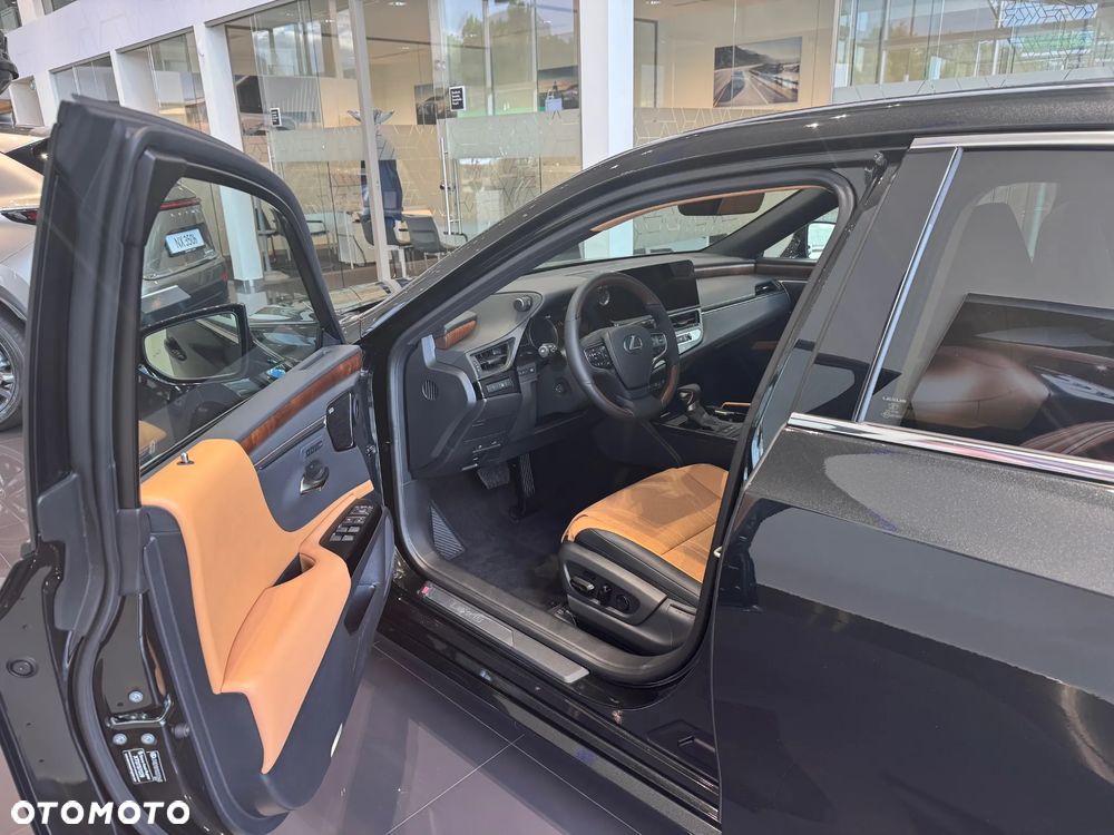 Lexus ES 300h Prestige - 5