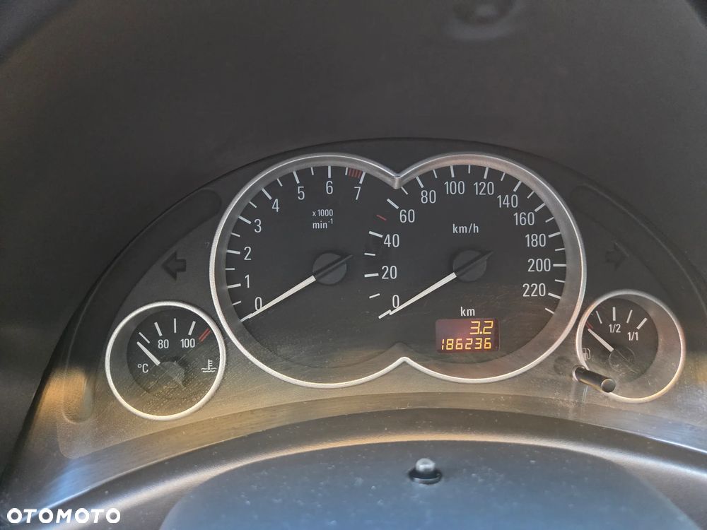 Opel Corsa 1.2 16V NJoy - 16