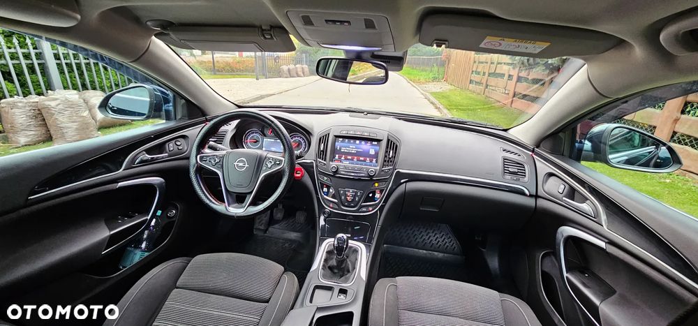 Opel Insignia - 14