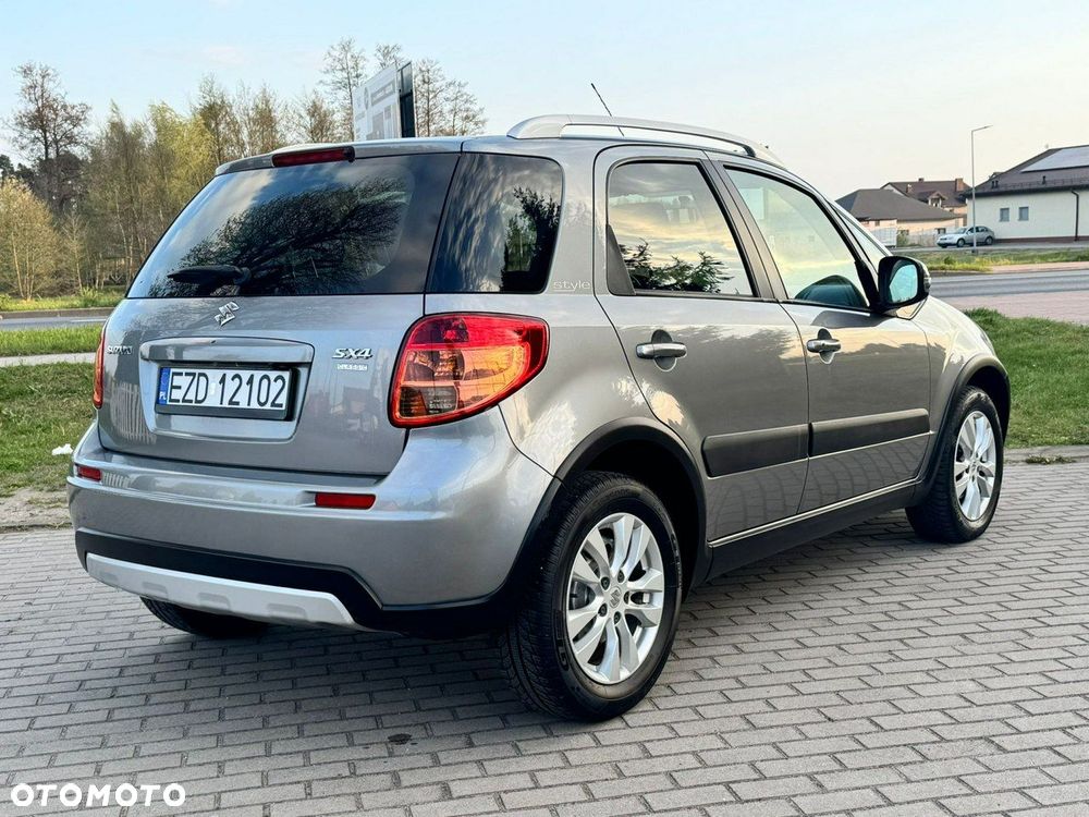 Suzuki SX4 1.6 Comfort - 13