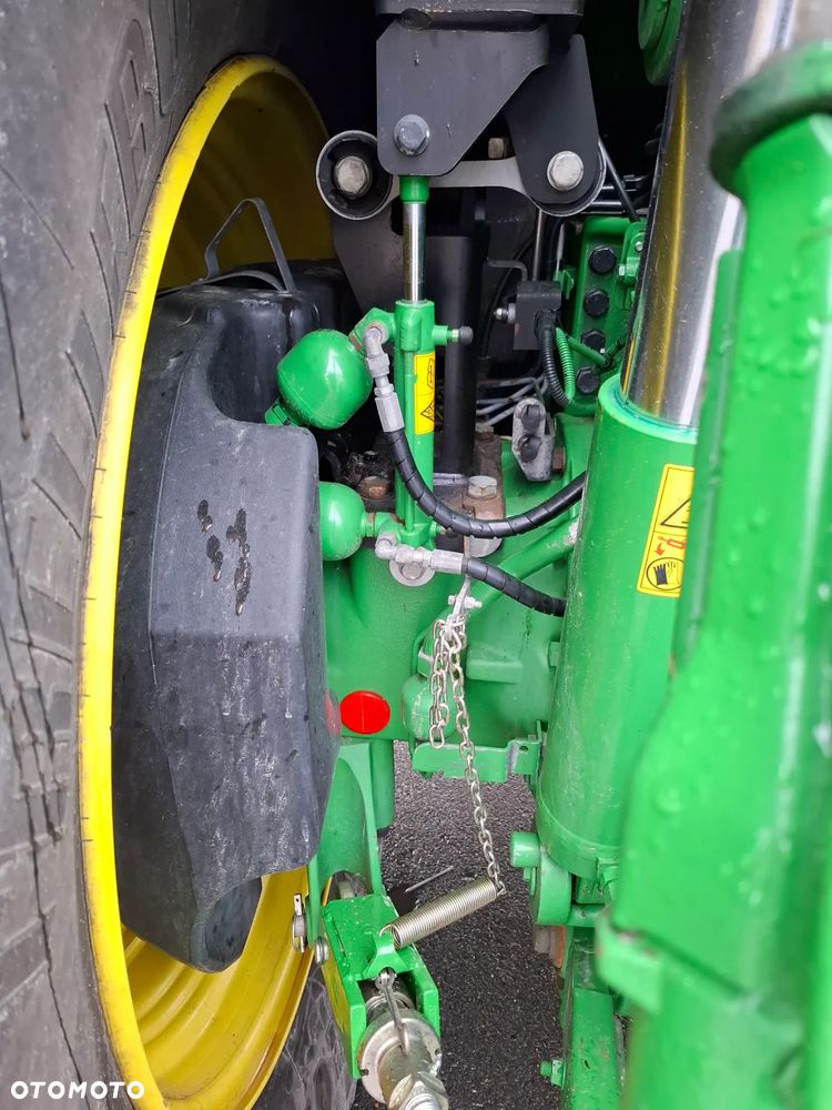 John Deere 6250R - 11