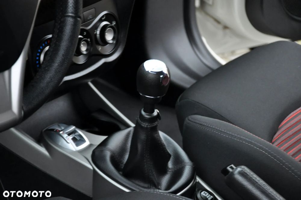 Alfa Romeo Mito - 34