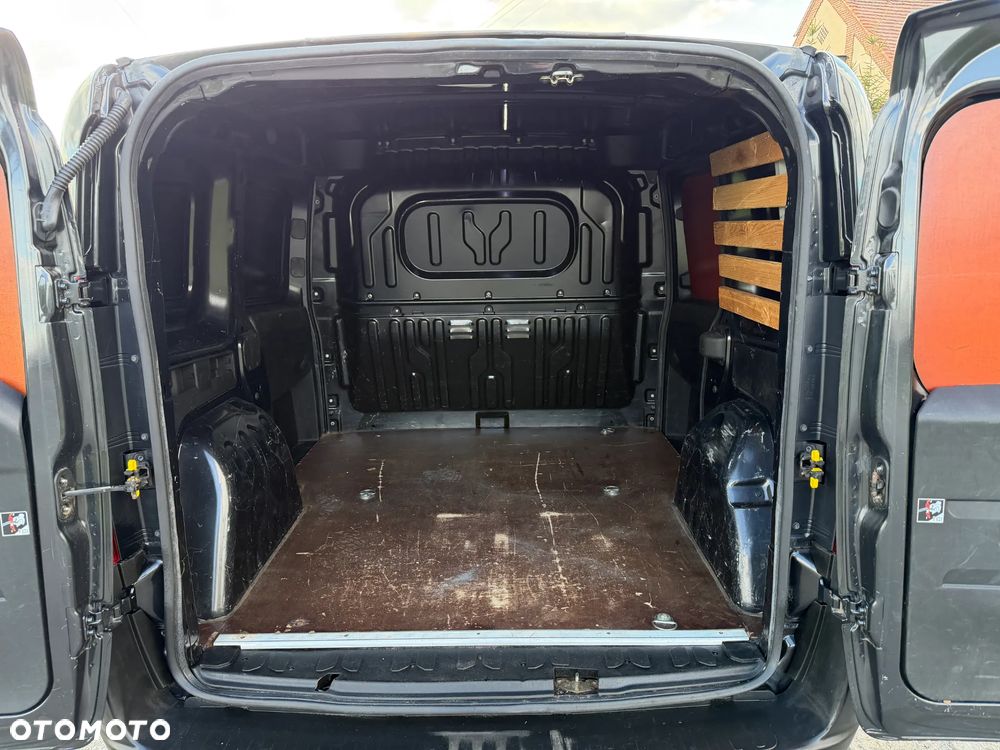 Fiat Doblo * L1H1 * 1.3 / 90KM * - 21