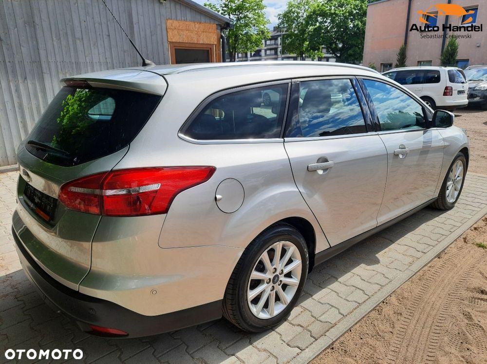 Ford Focus 1.5 EcoBoost STart-Stopp-System TITANIUM - 16