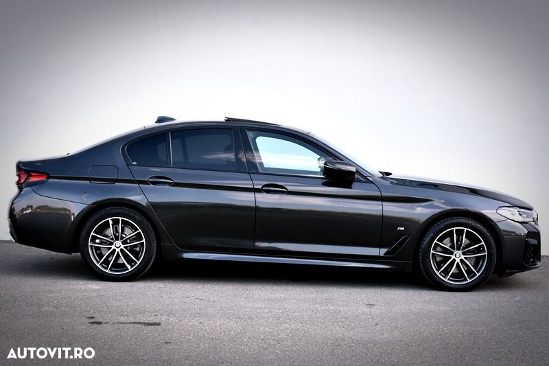 BMW Seria 5 520i AT MHEV - 8