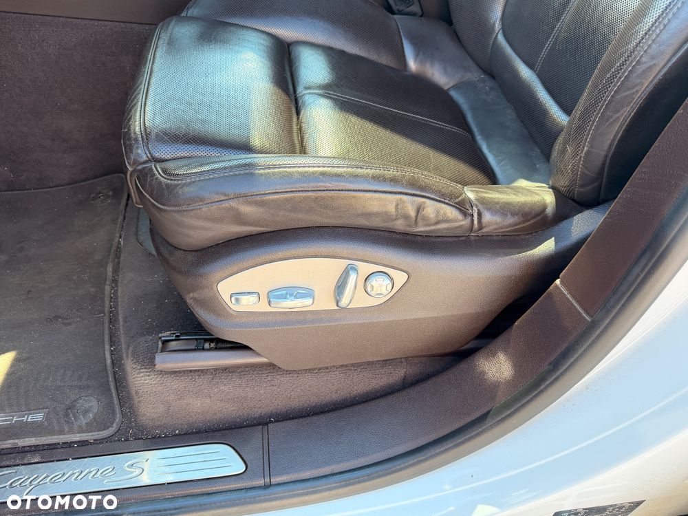 Porsche Cayenne S Tiptronic S - 20