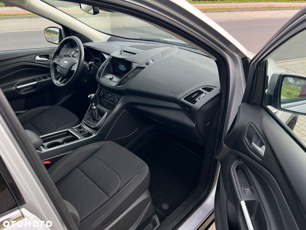 Ford Kuga 1.5 EcoBoost FWD Trend ASS - 19
