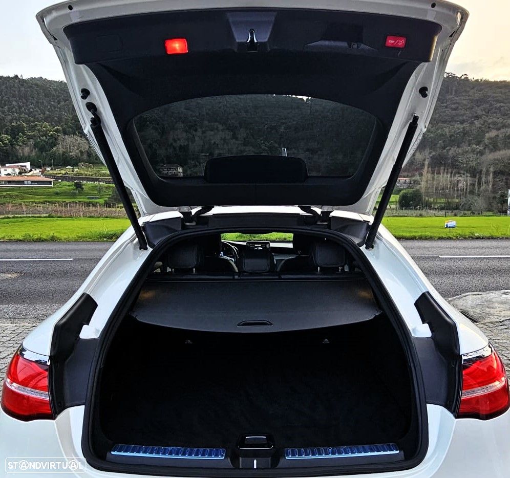 Mercedes-Benz GLC 220 d 4Matic 9G-TRONIC AMG Line - 18