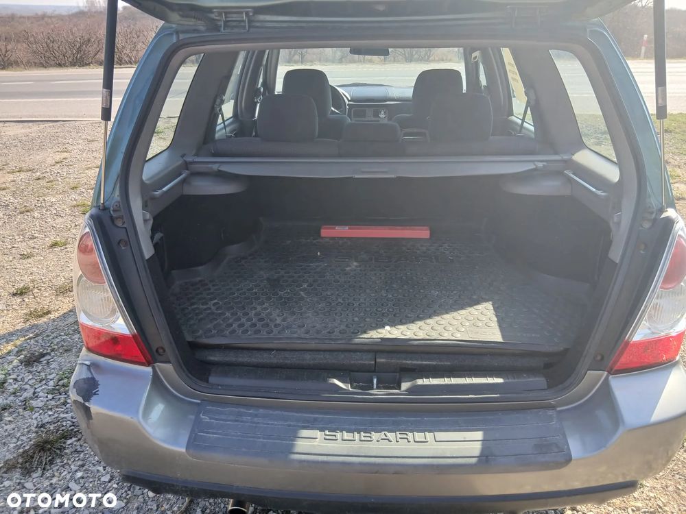 Subaru Forester 2.0 XC 000 - 9
