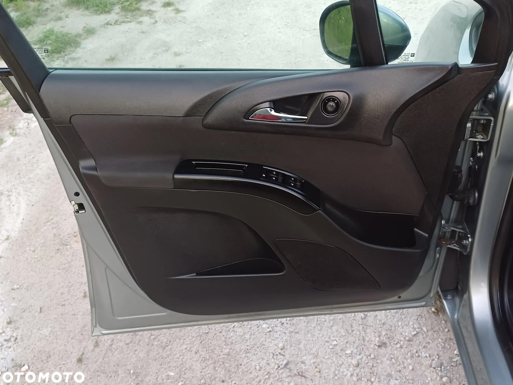 Opel Meriva 1.4 Cosmo - 17