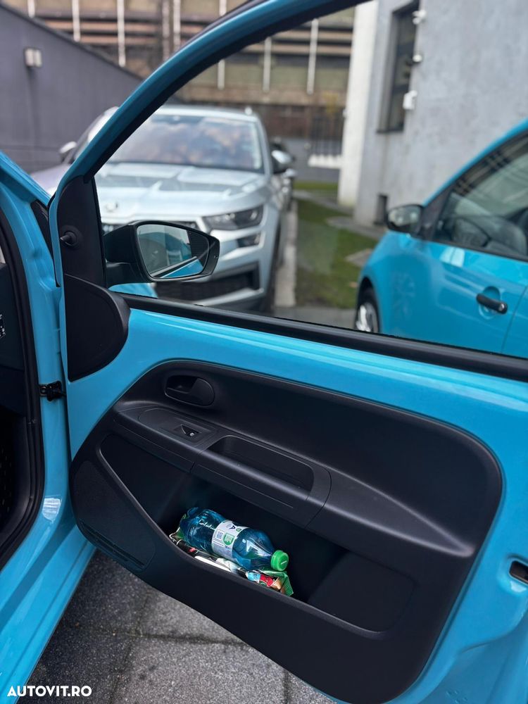 Volkswagen up! - 8