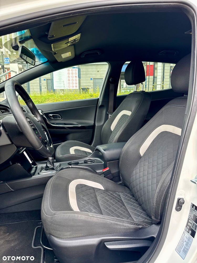 Kia Ceed 1.6 CRDi 136 ISG GT Line - 22