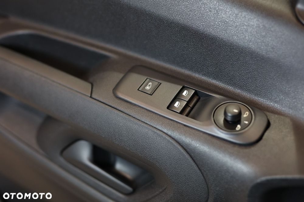 Toyota PROACE CITY - 35