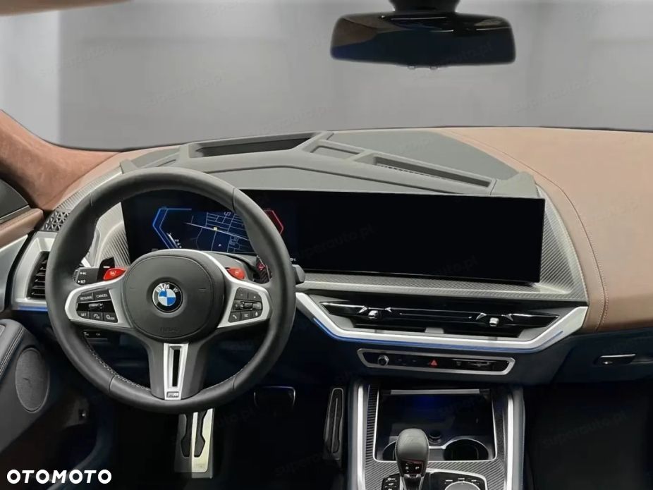 BMW XM - 12
