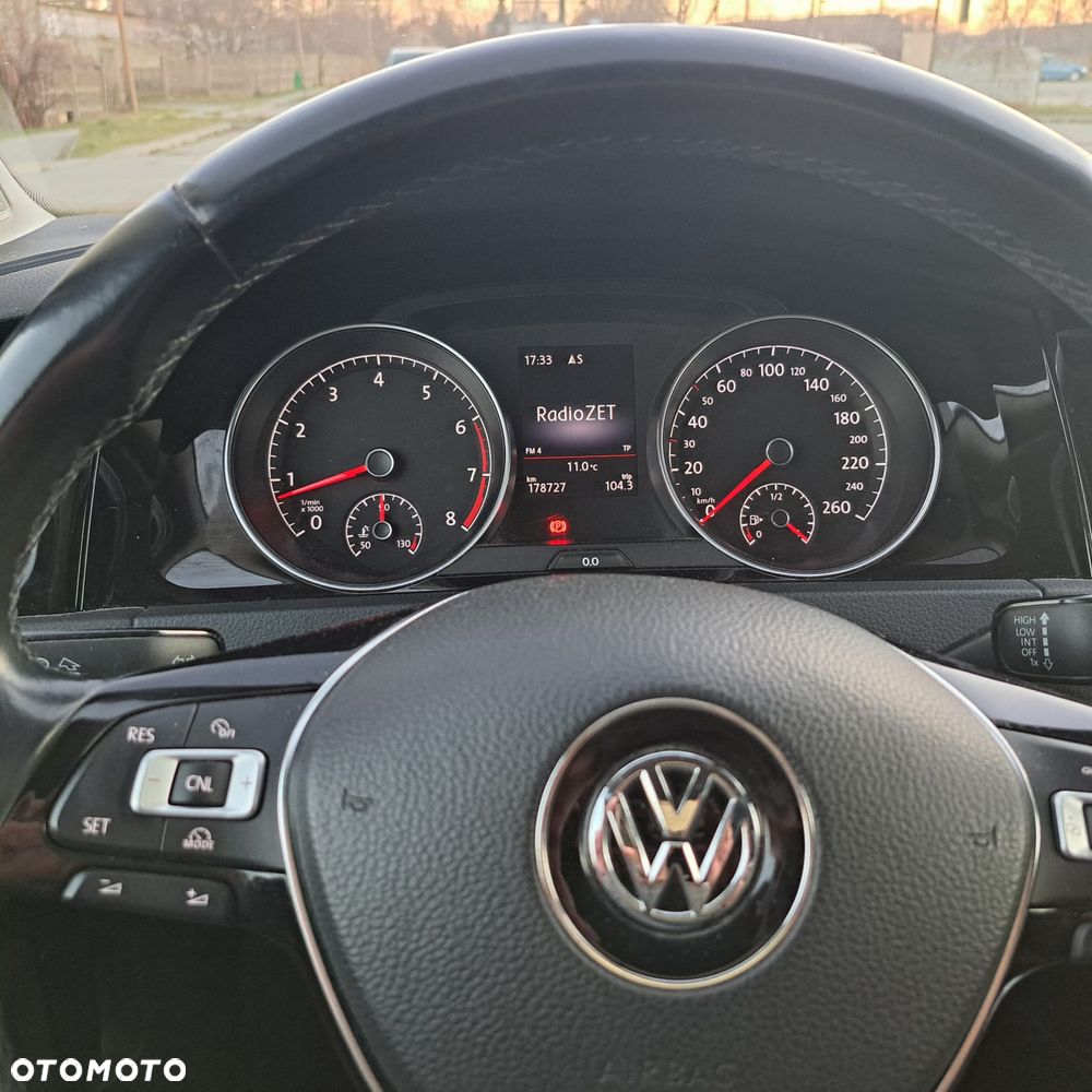 Volkswagen Golf 1.4 TSI BMT Highline - 21