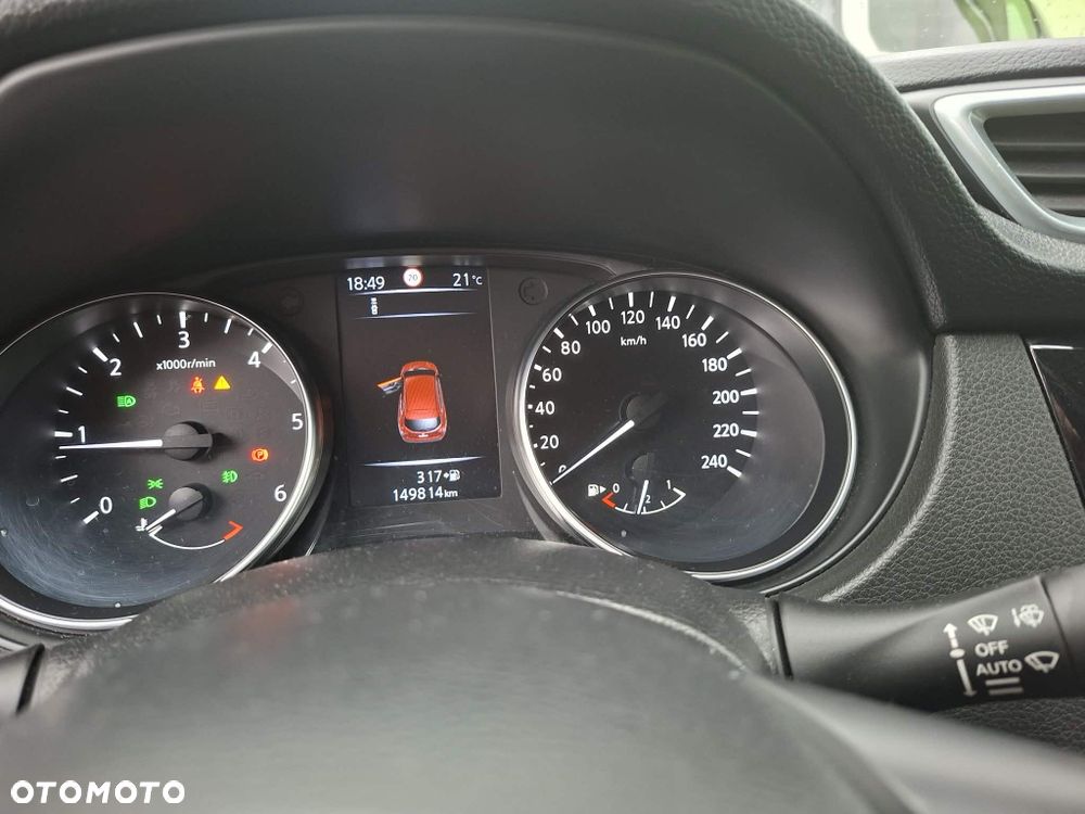 Nissan Qashqai - 2