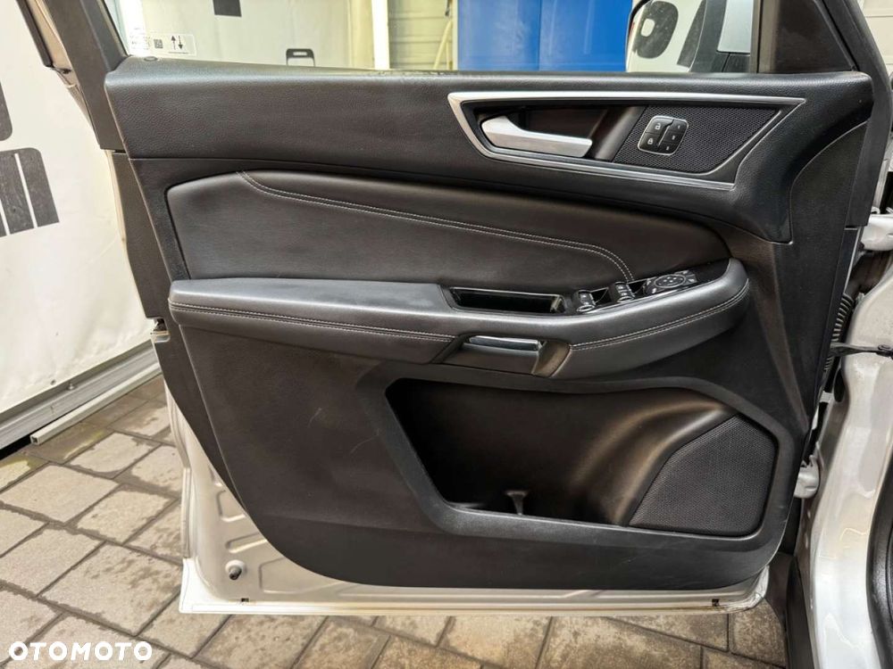 Ford Galaxy 2.0 EcoBlue Titanium - 19