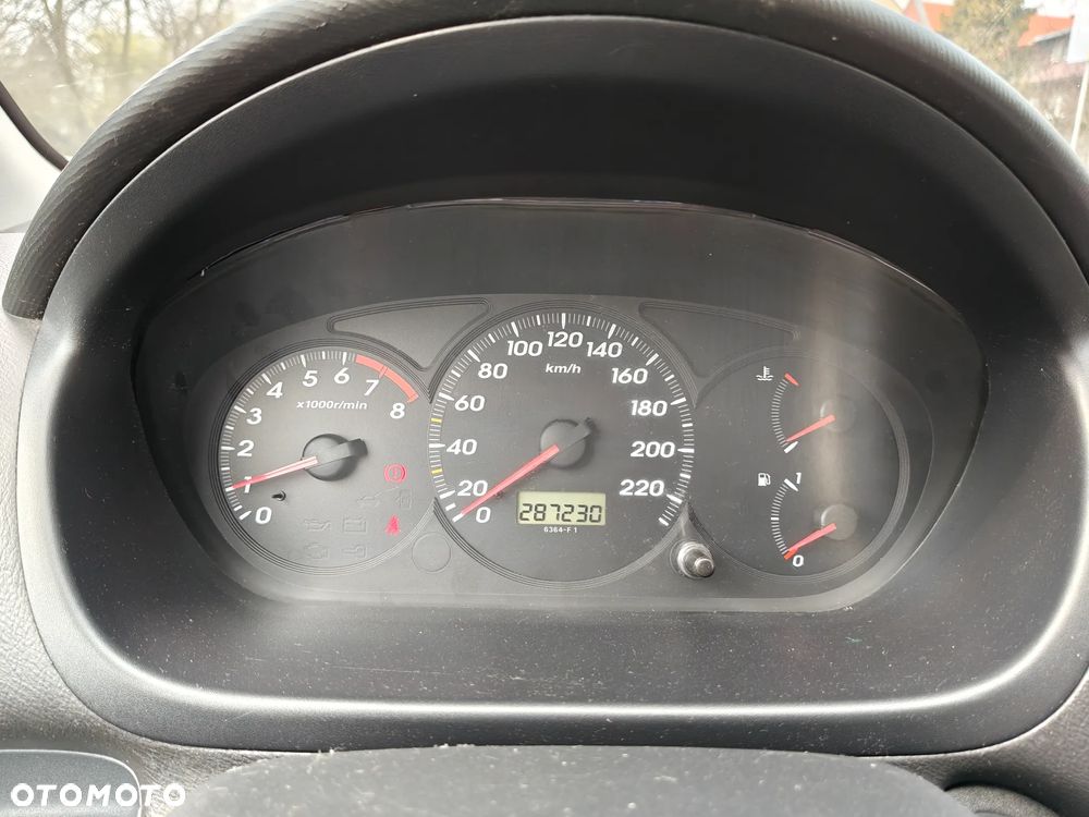 Honda Civic 1.4i LS High - 21