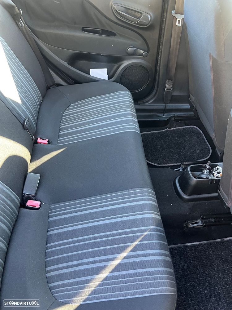 Fiat Punto Evo 1.2 Active — fotografia 18