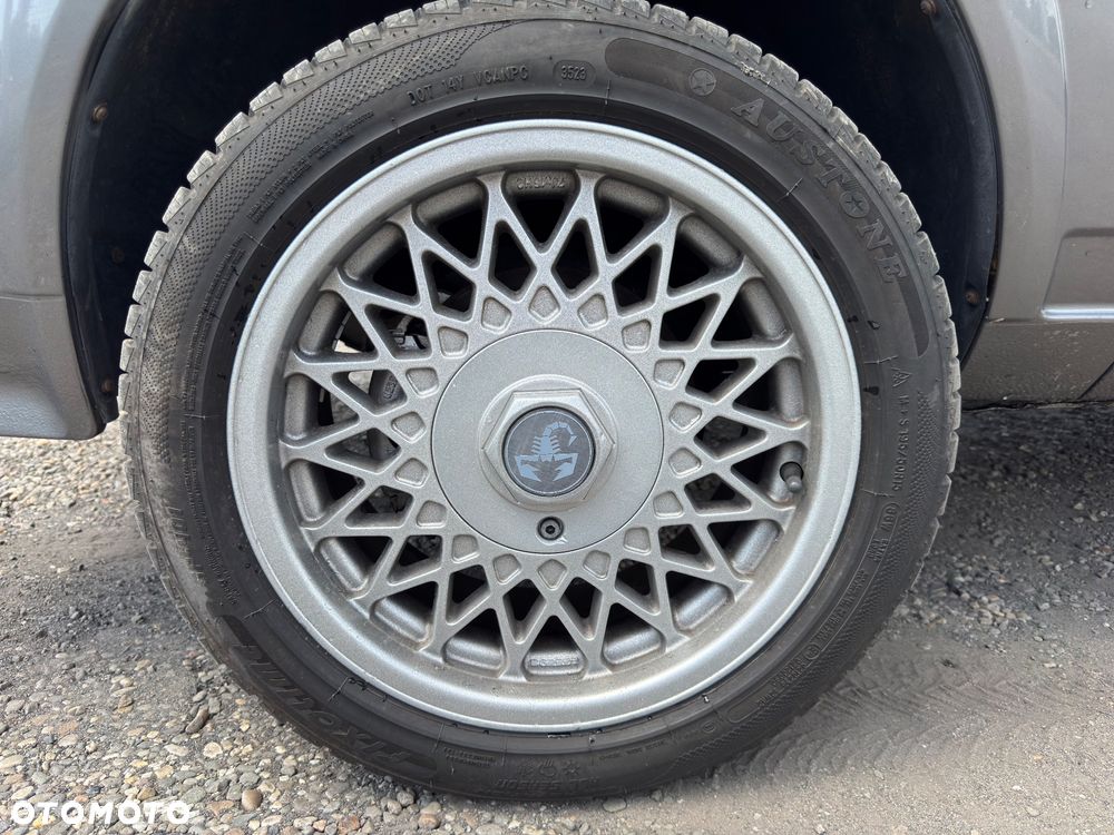 Volkswagen Scirocco - 28
