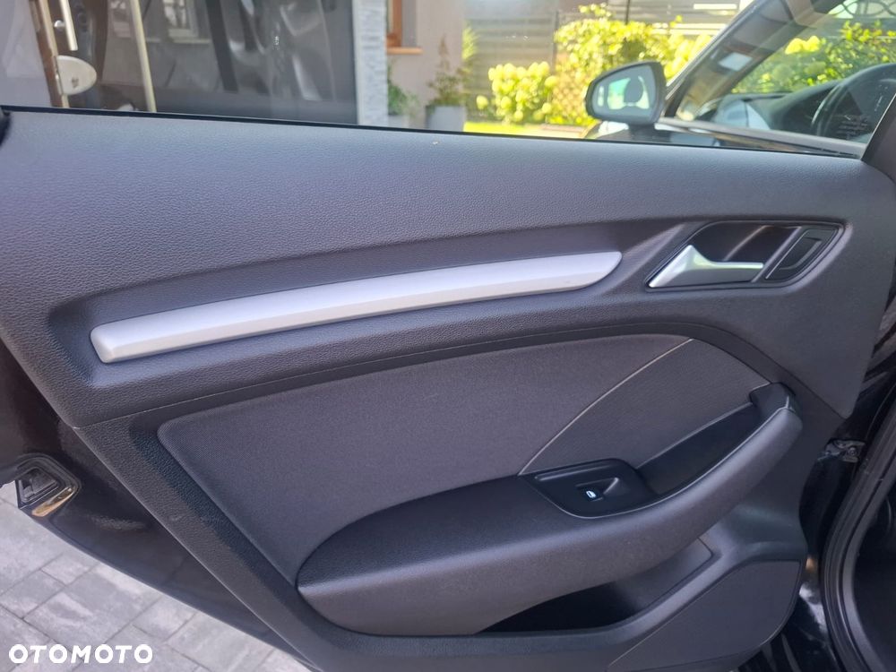 Audi A3 1.6 TDI clean diesel Ambiente - 28